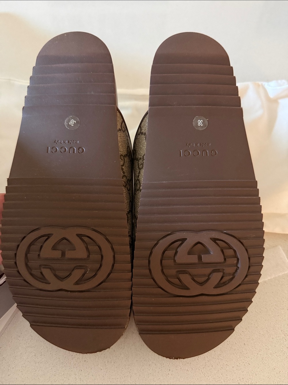 NWT GUCCI Women’s Mule w/ Horsebit - Picture 6 of 6